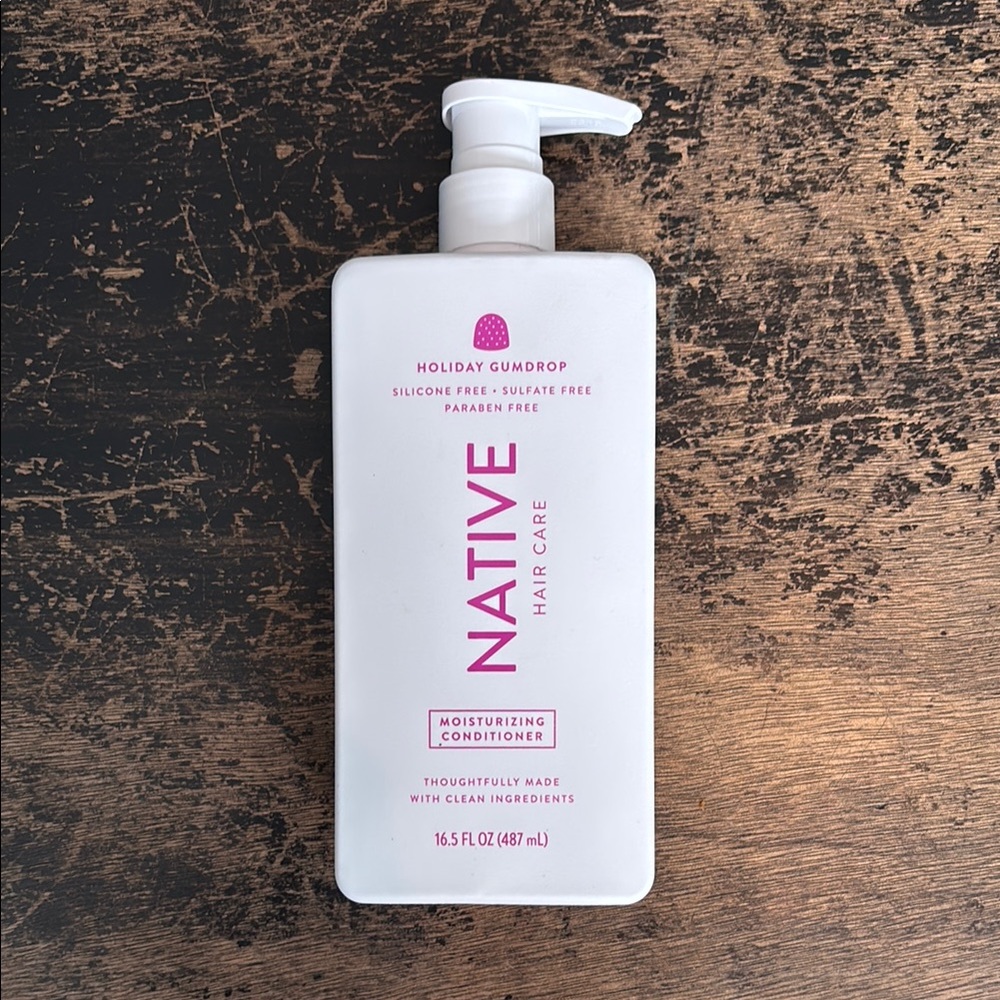 New Special Edition Native Hair Care Moisturizing Conditioner Holiday Gumdrop